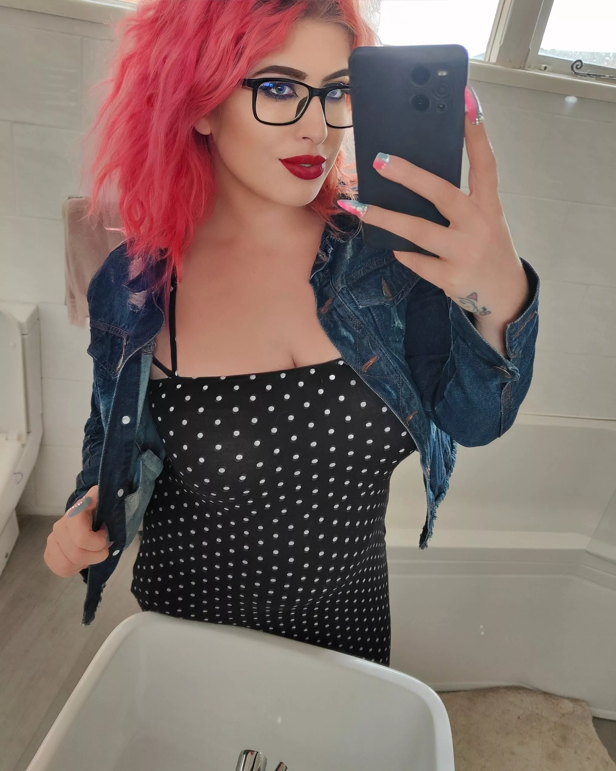 I just looooove a red lip ❤️ posted by charley2614_xox