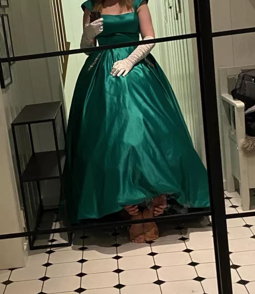 I just love pleasuring her under her skirt! 👅 by Remarkable-Luck-1781