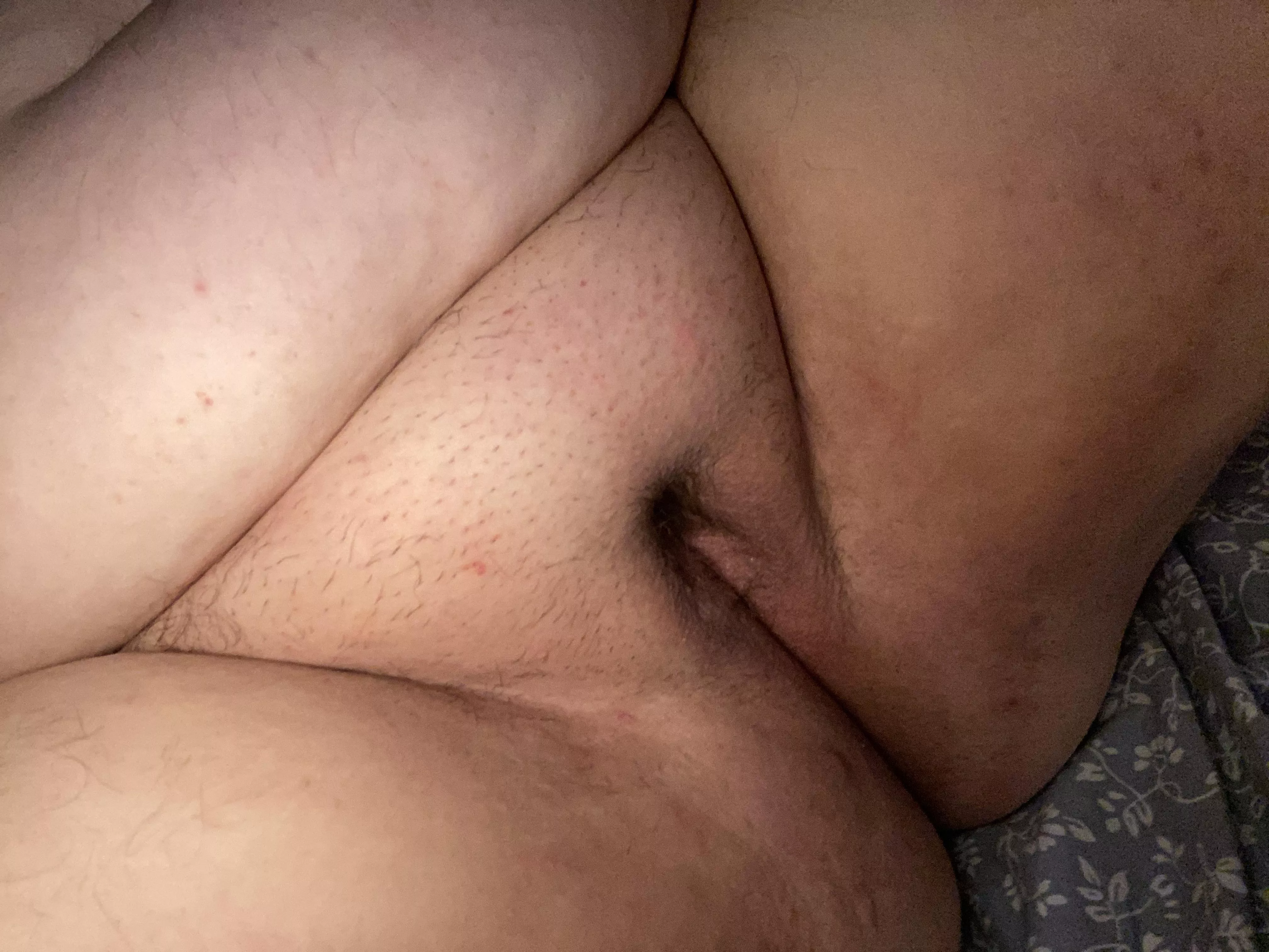I just shaved my pussy, want to give it a taste? posted by goddesskarma3