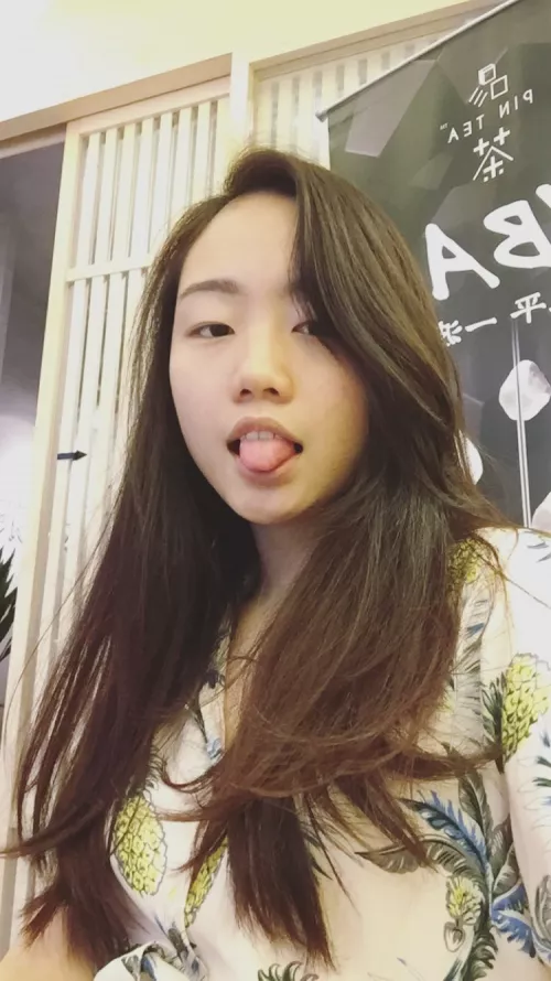 I just turned 18 and ready to be used.. Any takers? by petite_emily