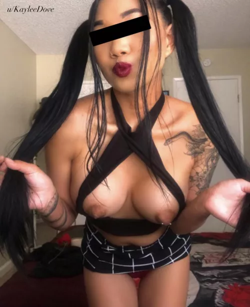 I just wanna be forced on my knees & someone to pull on my blowjob handles 😈 by KayleeDove