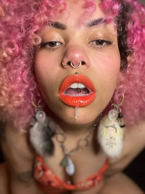 i just wanna swap spit with pretty femmes is that too much to ask for? by lilgirlliv