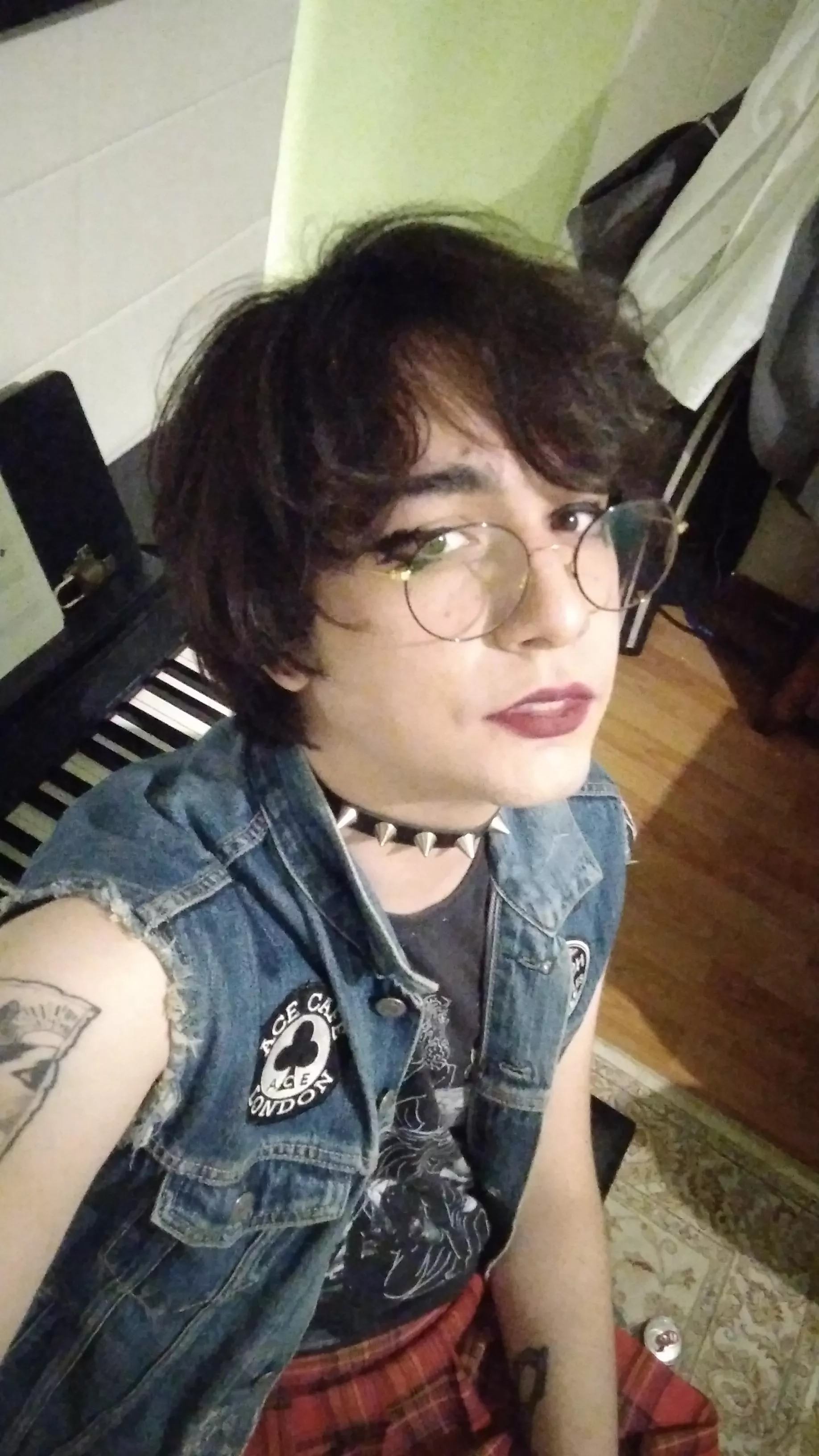 I just want my motorcycle back from the shop .-. posted by evelynelefebvre