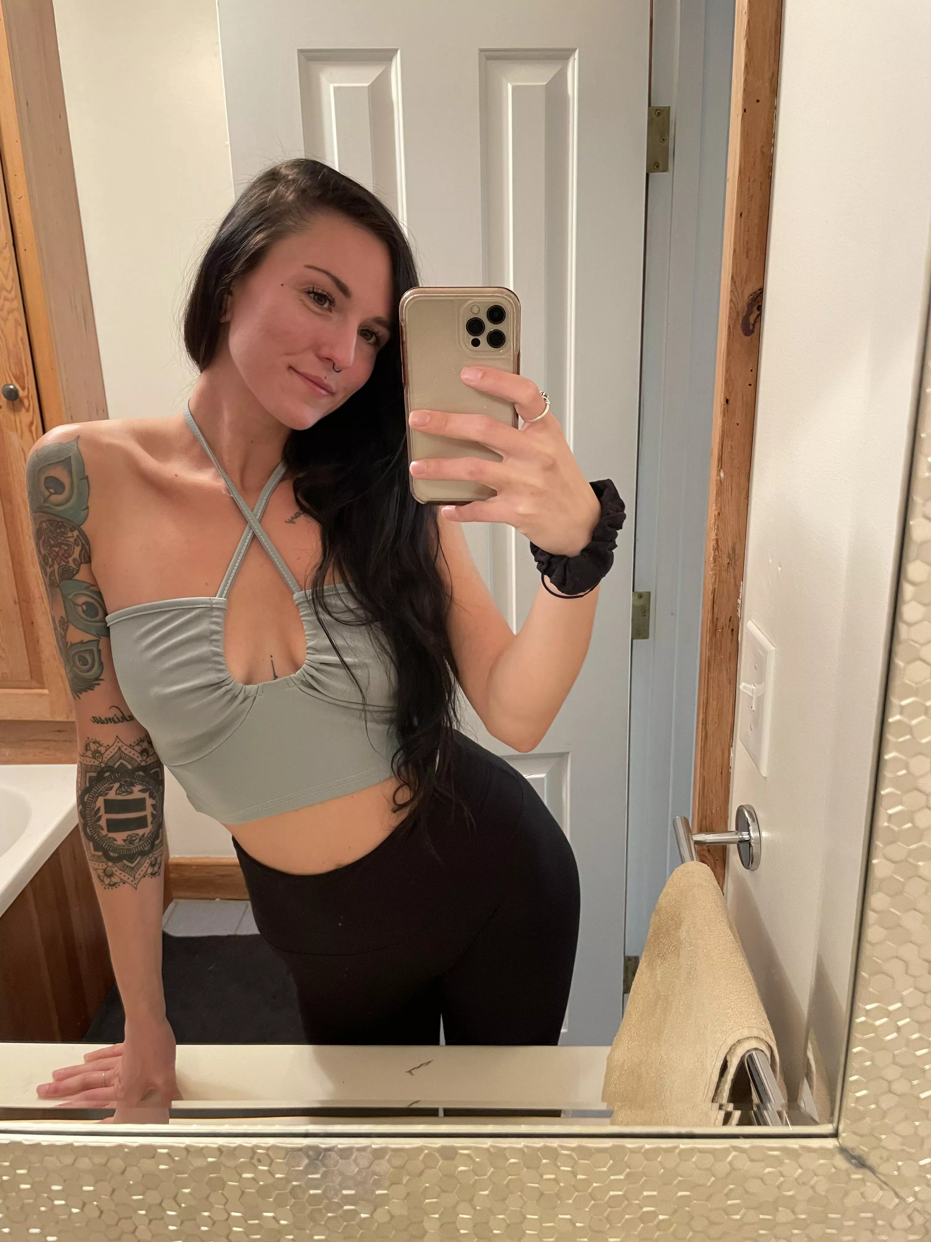 i just wanted to show off my new top 🙃 posted by mortiiix