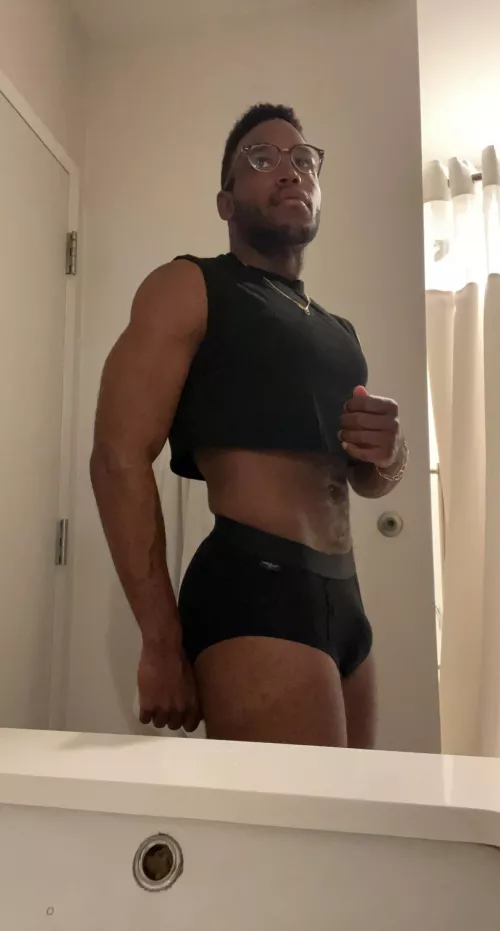 I kinda like this Crop top by TheLiftingGamer00