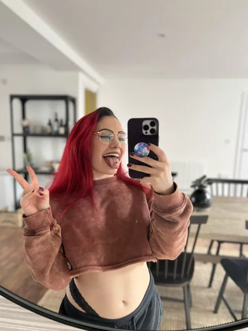 I know I’m not naked but it’s still cutie right? 🥺 by power_midget