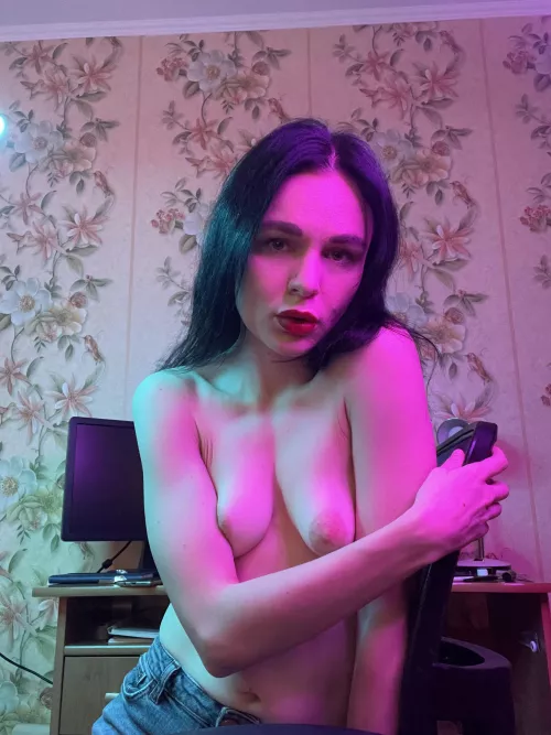 I know that you like Ukrainian virgins by nicky_rich_