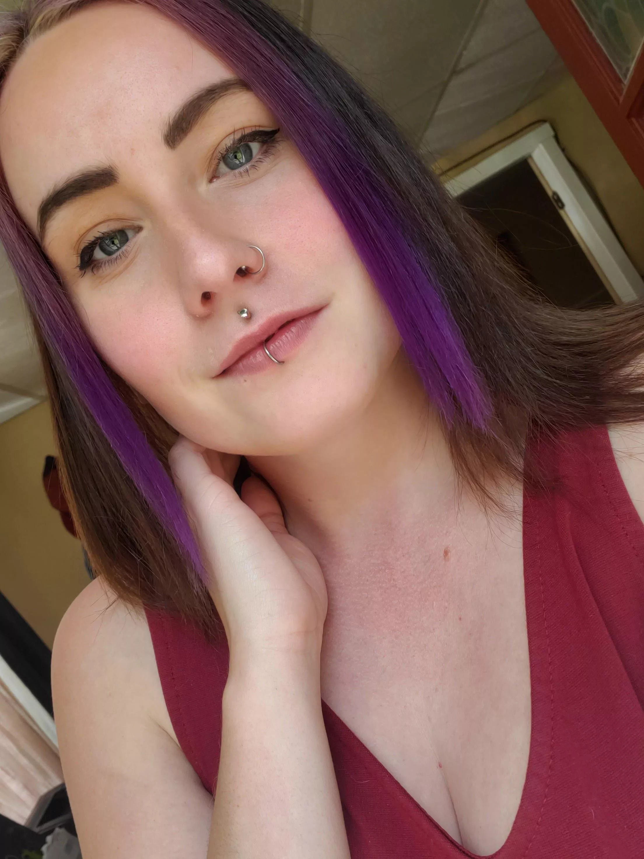 I know you can't look away 😘 posted by lilmissdangerously