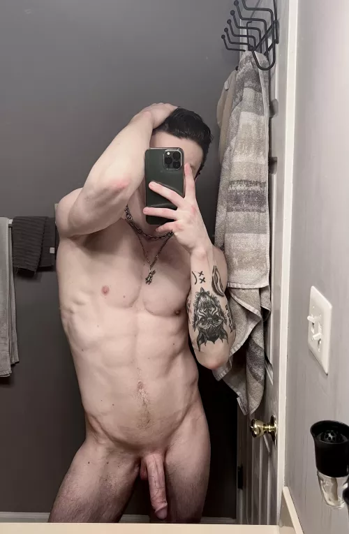 I know you have me on your mind by sadandhydrated_97