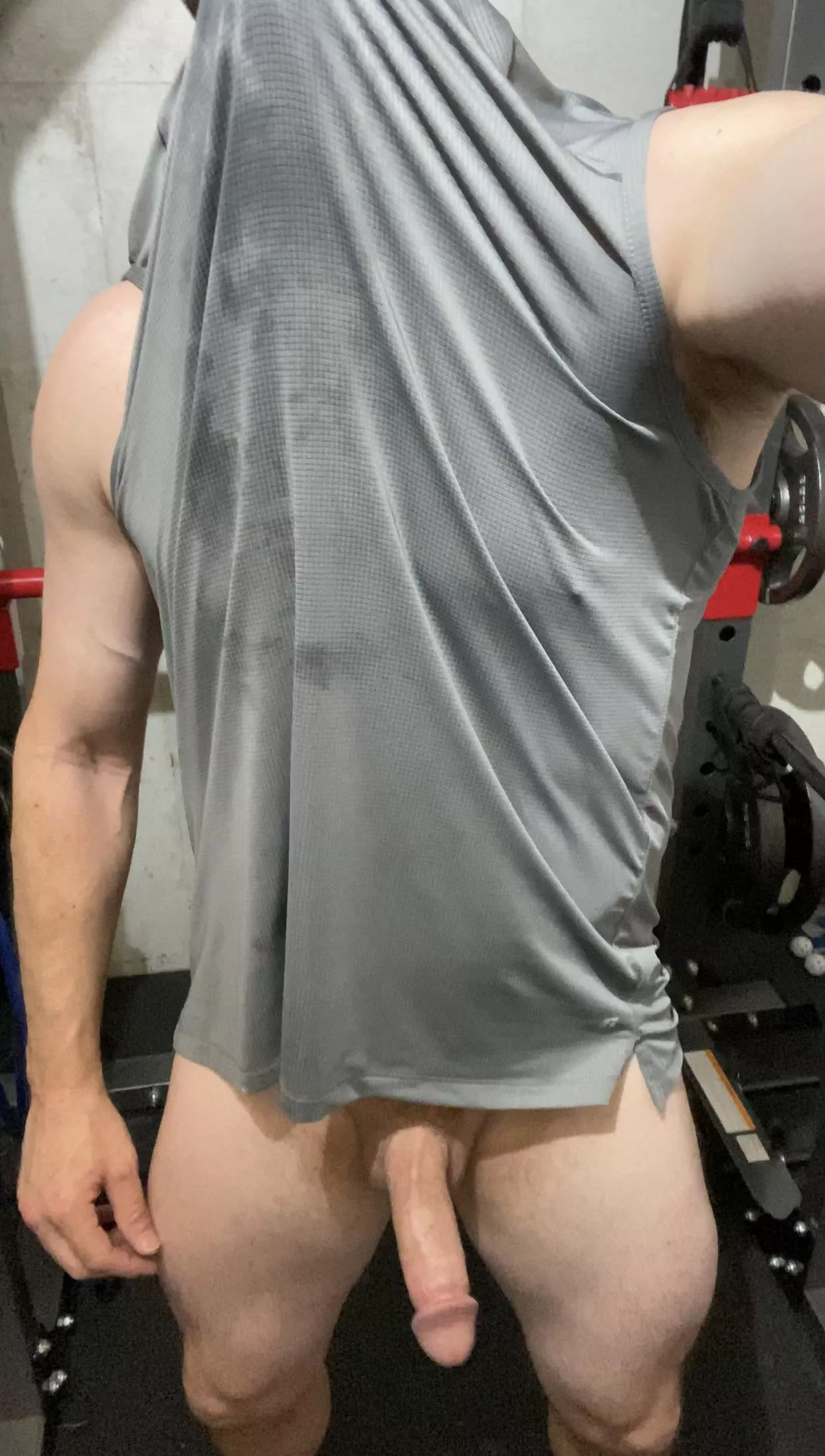 I left it sweaty for you🥵 42 posted by Internal_Respond_298