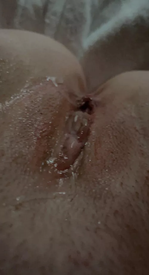 I let my “friend” cum inside me and hubby has no idea. by curious0828