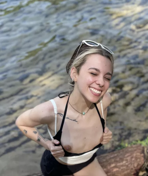 i like flashing my little titties in public 😝 by faithxoo