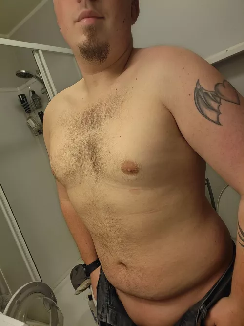 i like going commando, it's freeing. by fetisjthrowaway