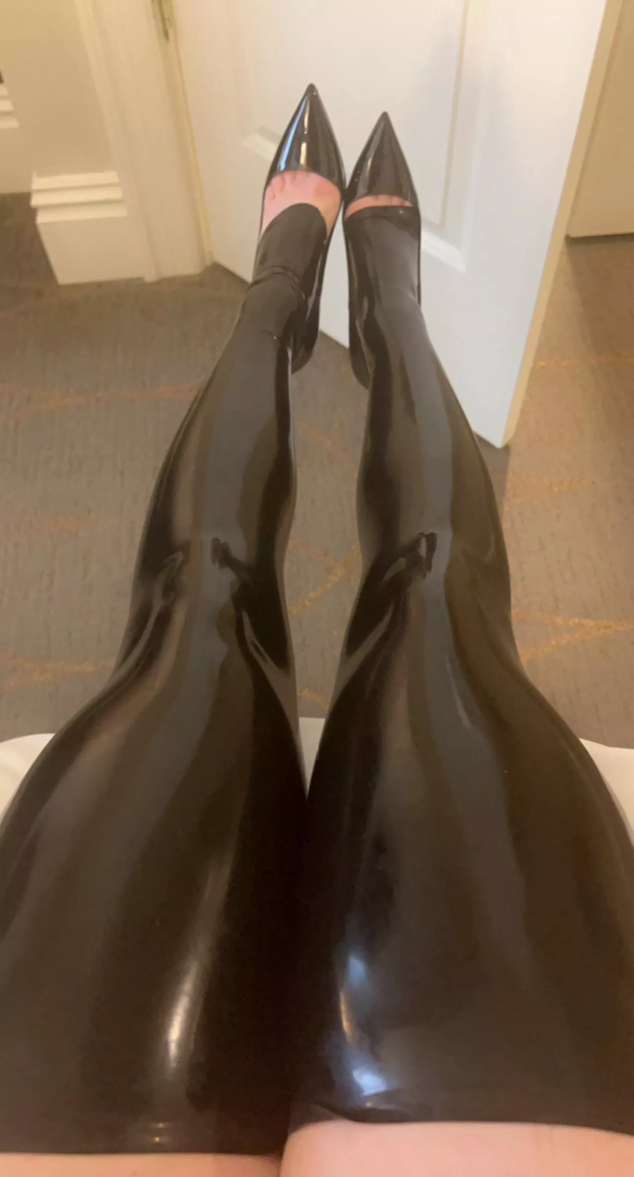 I like how my legs look in these 😊 posted by realprettyangel