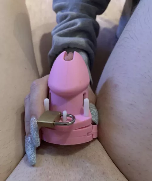 I like it when she locks me away… by onlyjuicyfruits