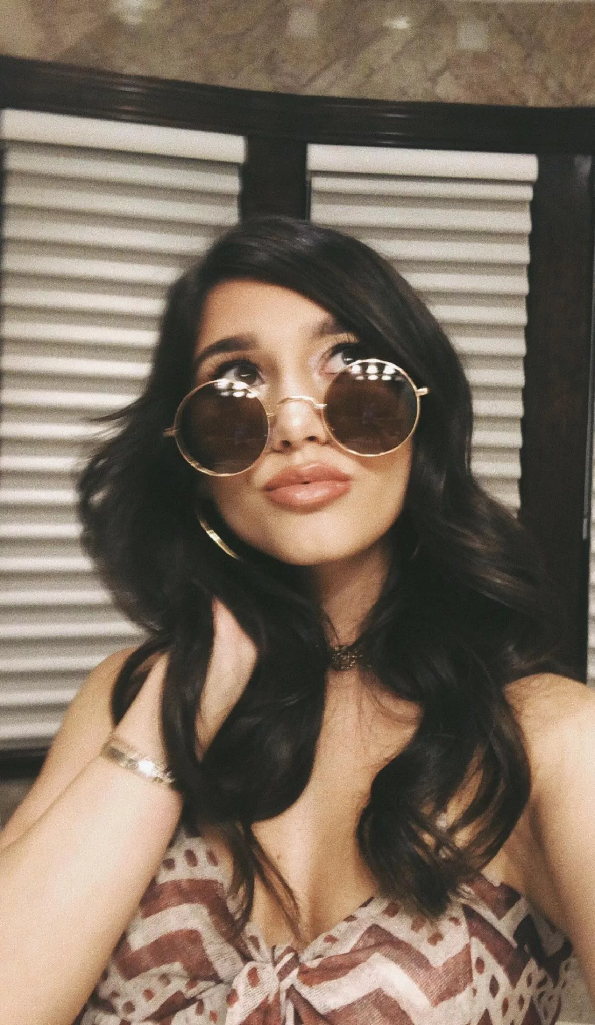 i like to call if the *clueless bimbette* look posted by yafavprincess