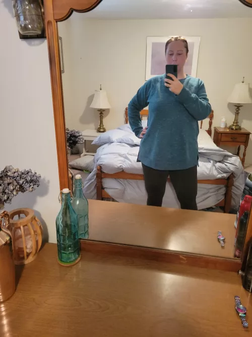 I live in yoga pants [44f] by mellymac123
