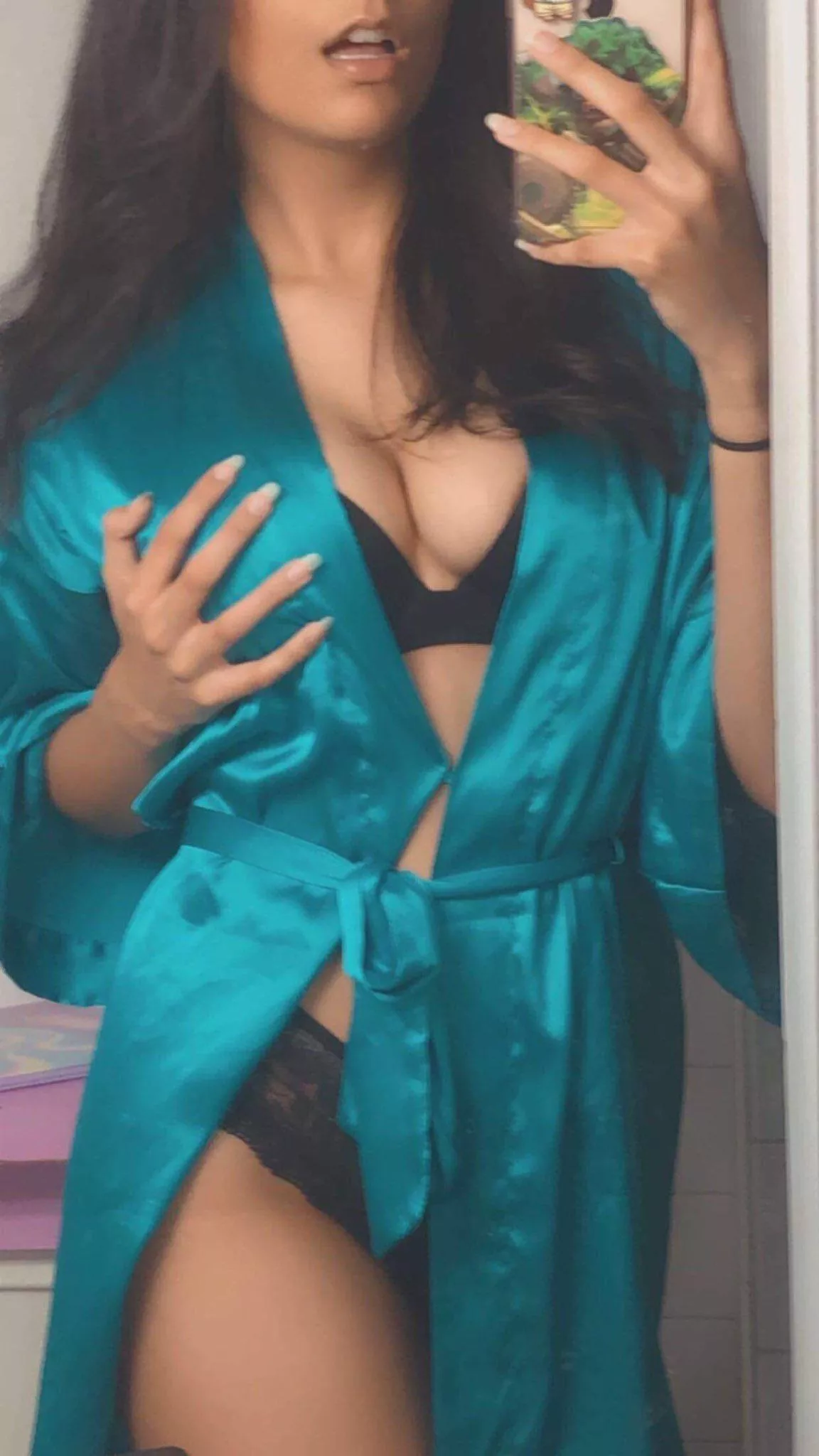 I look like a trophy wife. [f] posted by kurokat__