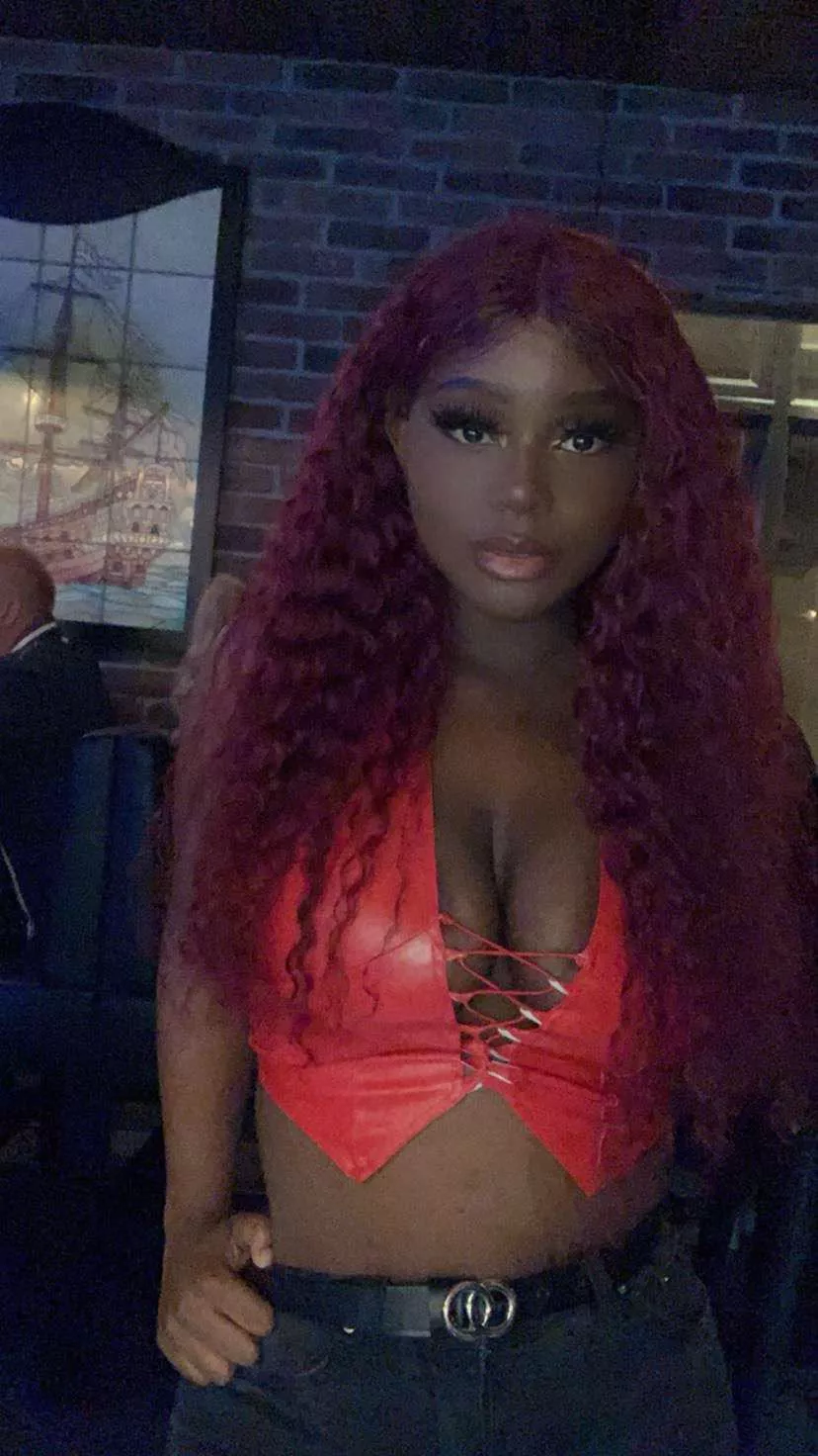 I look so sweet here you wouldn’t think I’m the meanest bnwodominatrix😈 posted by Serendipityweed