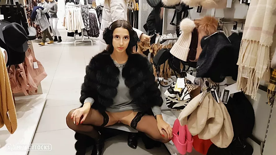 I lost my panties here [f] by sweetbuttockss