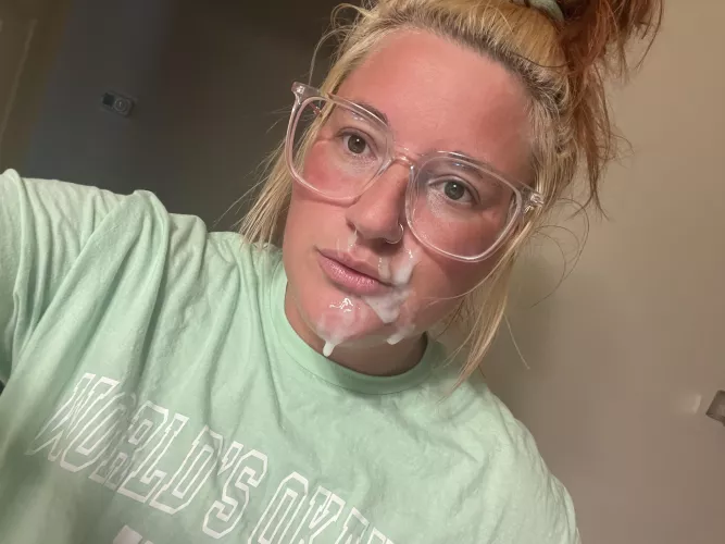 I love a good facial by hotwifeashli