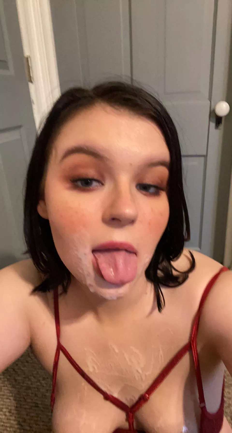I love being a cum slut posted by violetross