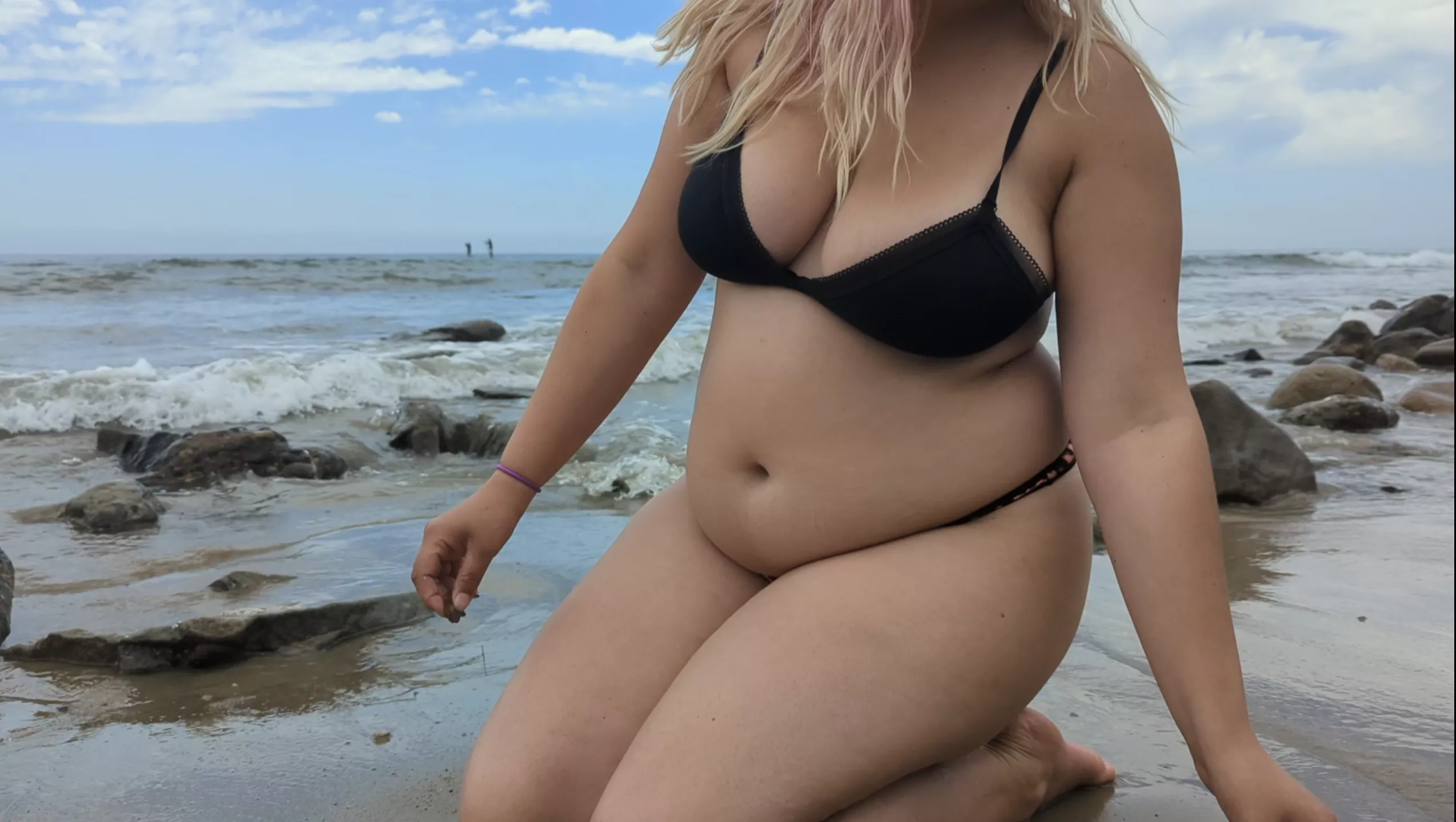 I love being fat AND wetttt 🥵 posted by AGirlWhoLyks2Eat