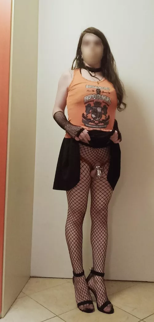 I love being locked up by FemdomFootSlave