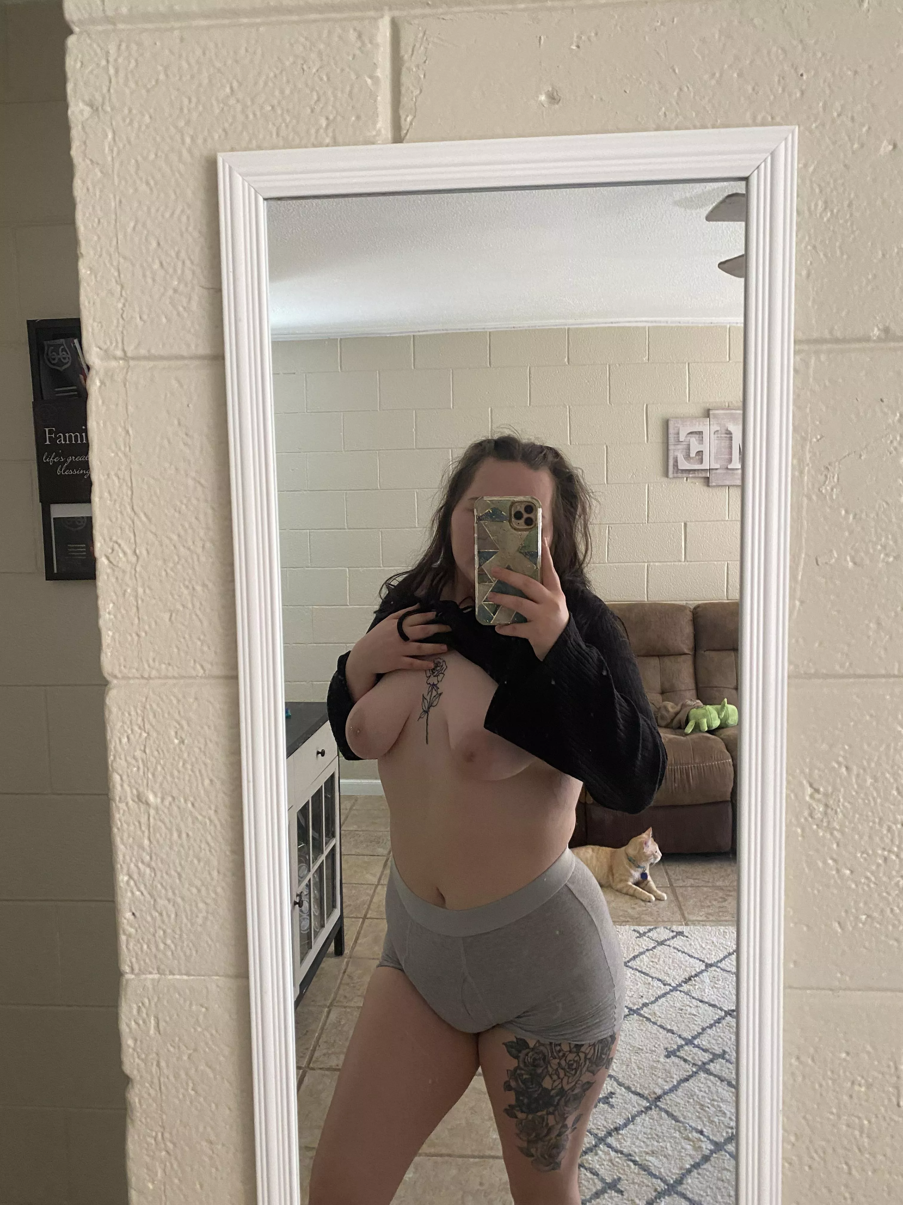 I love being naughty on cam🥵 posted by Honeylove100