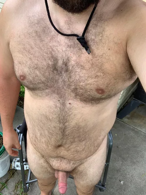 I love being nude outside by throwaway44776655667