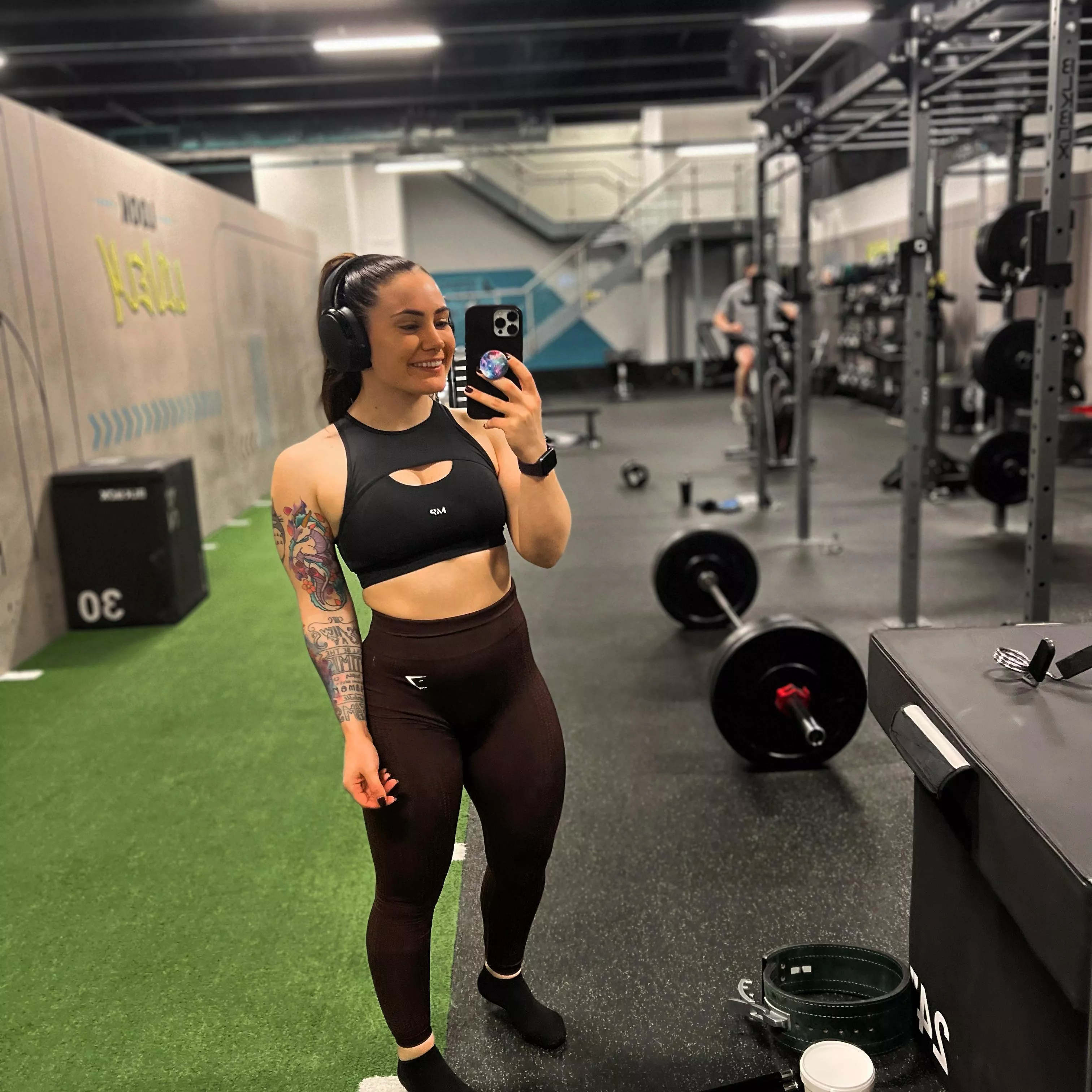 I love deadlifts posted by power_midget