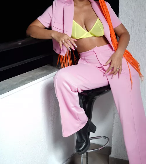 I love dressing sexy, so people stare at me😊 by naomieve3