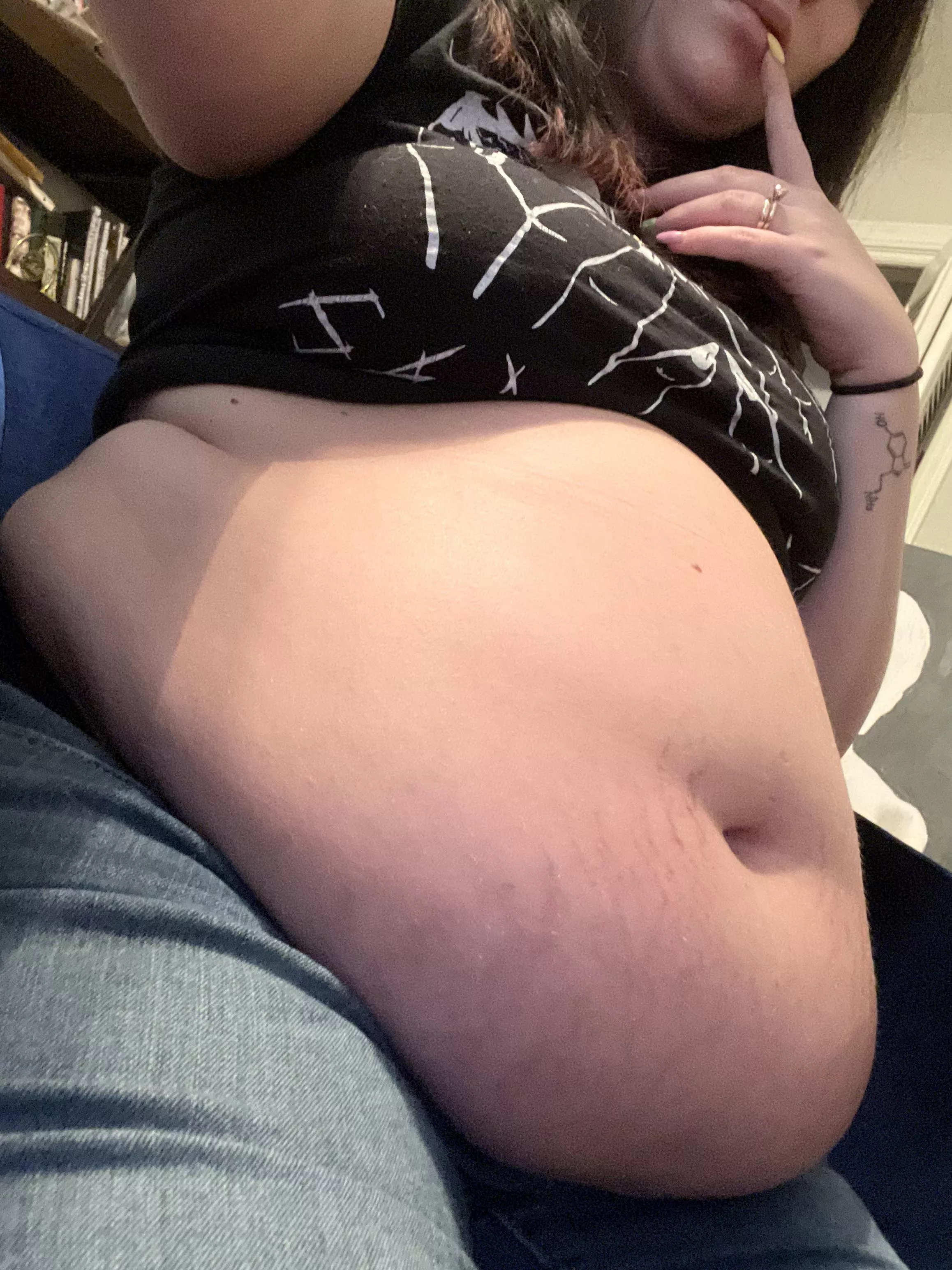 I love feeling my new belly resting in my lap posted by Flow3rKitt3n