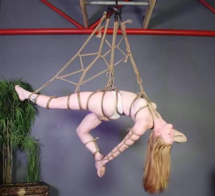 I love flying! [F] posted by innocentdreamsxo