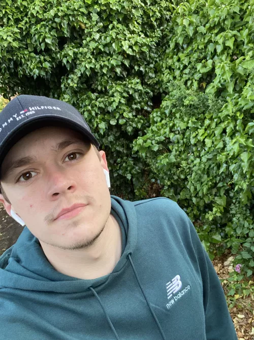 I love green 💚 by The_Dying_Detective