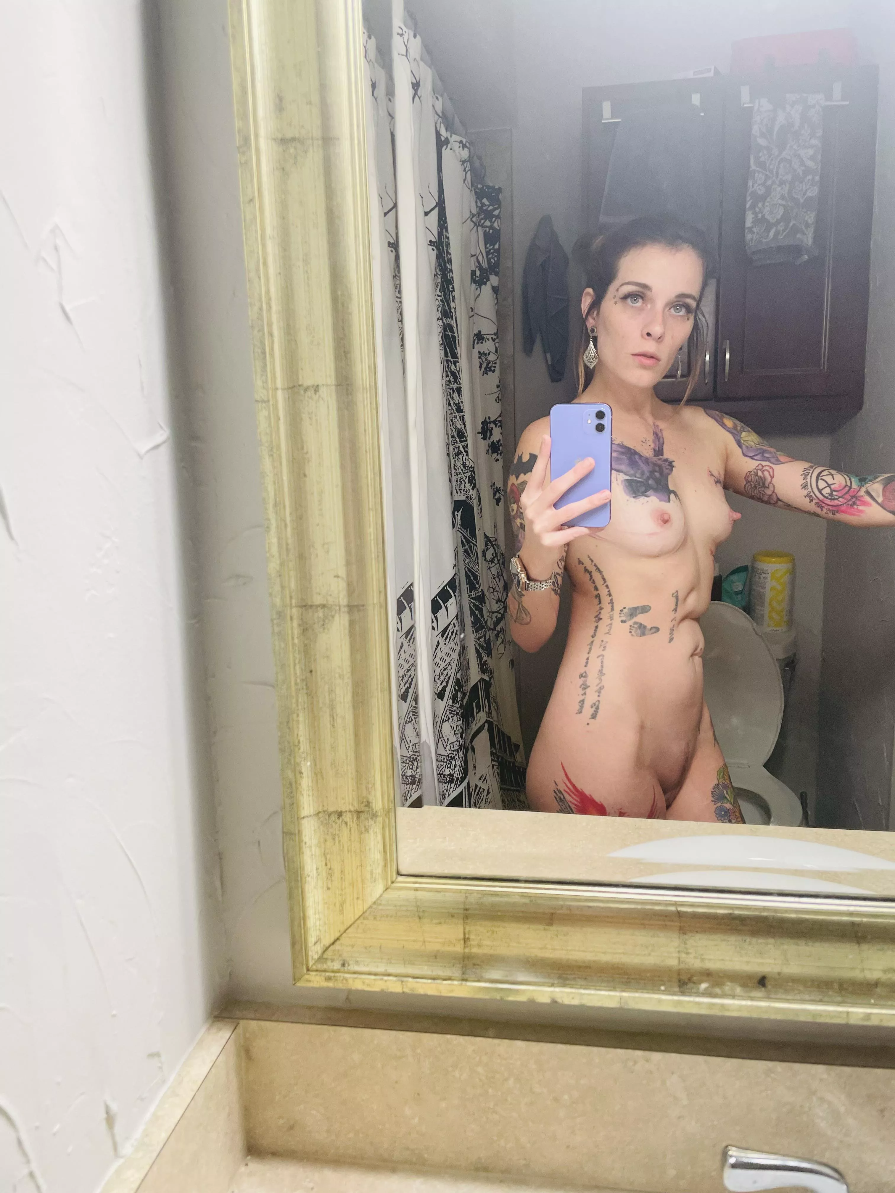 I love having perky nipples f(28) posted by bdsmqueen1993