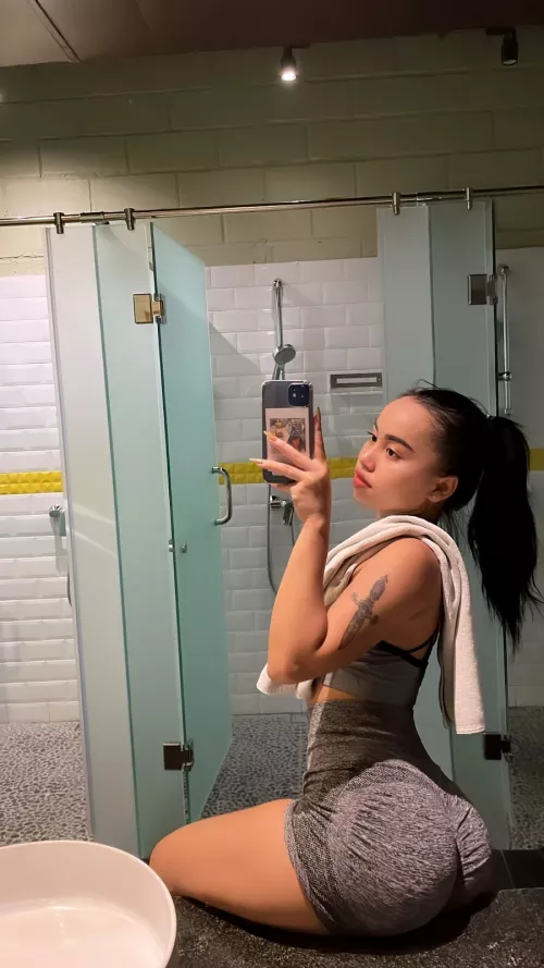 I love hip thrusting by RosieVerita