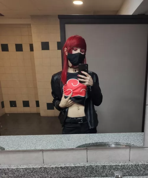 I love how my akatsuki top matches with my hair (its dyed) <3 can I be your femboy emo girlfriend? by LittleHornyIncubus
