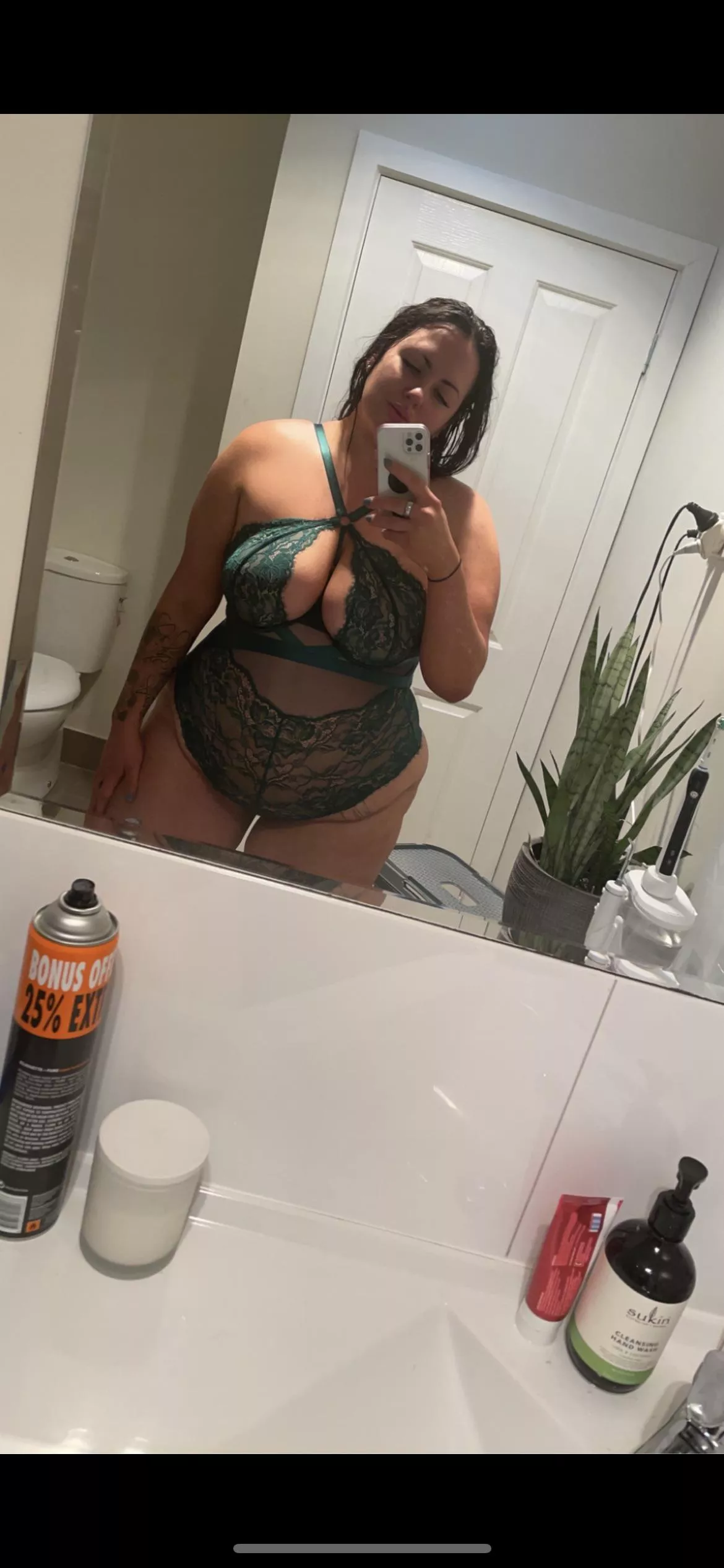 I love how my body looks in this lingerie 😍 posted by Embarrassed_Device76
