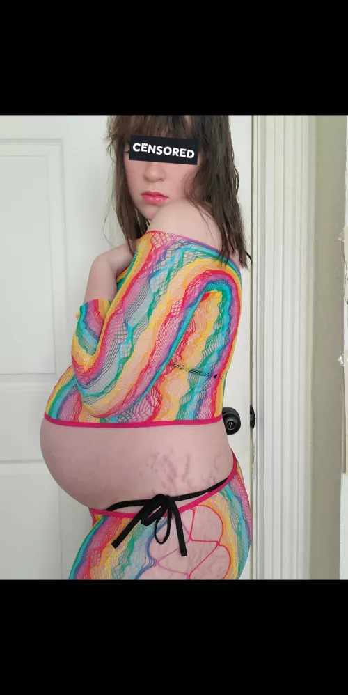 I love how this stretches over my big belly! by Loralie_a2023