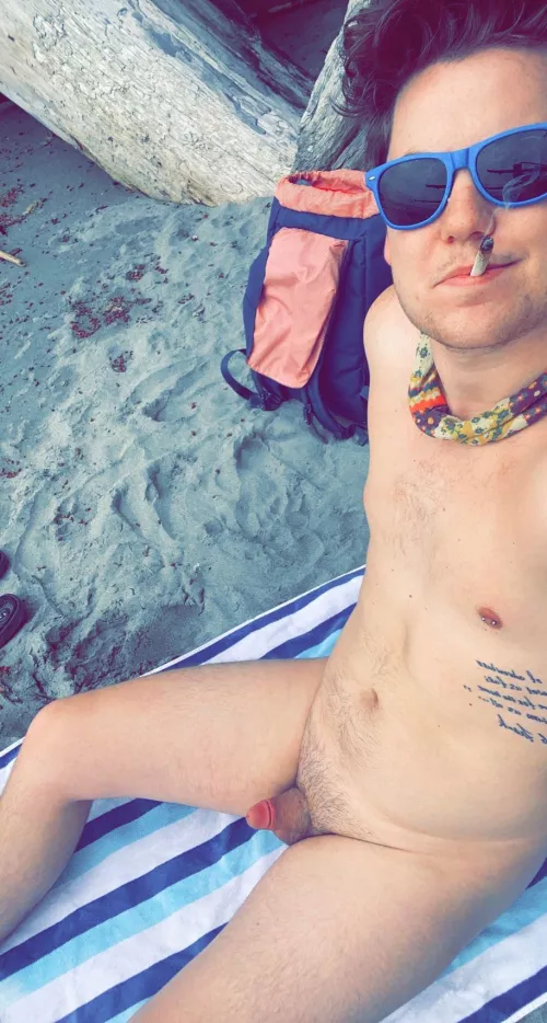 I love my nudist life by bibibummer