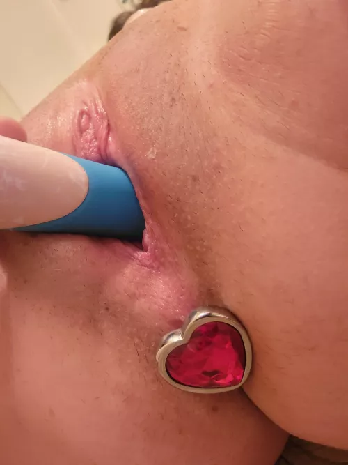 I love my pretty heart plug by stitchesmarie369