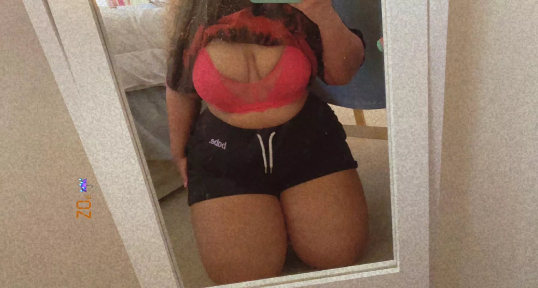 I love my thighs 💗 posted by PowdyPuff