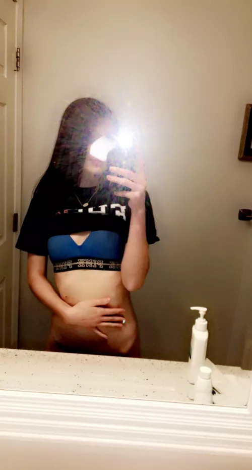 I love posting my tiny body for you guys ☺️ by warnedu