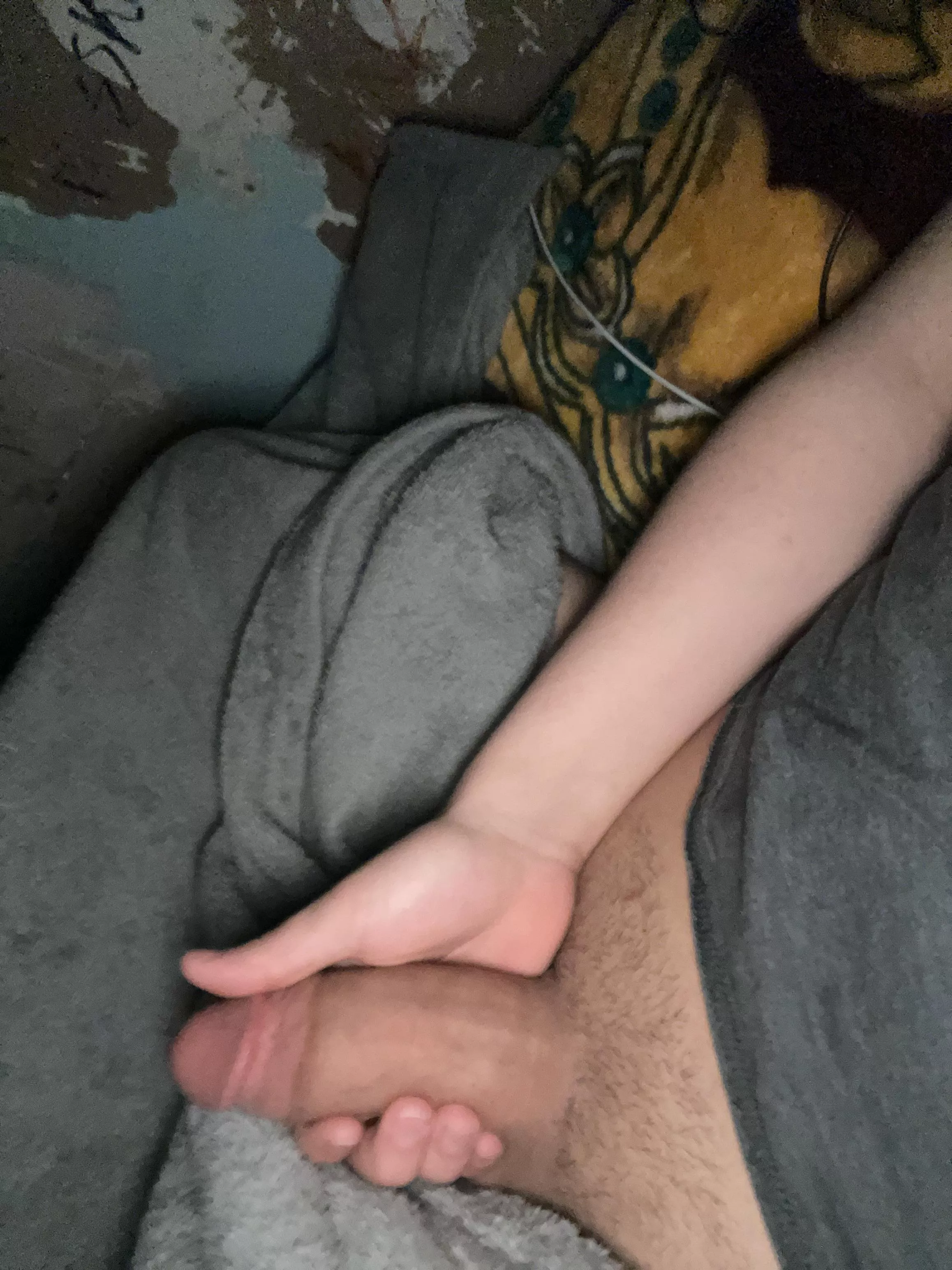 i love posting on here but no one ever comments should i stop posted by Careful-Address-9530