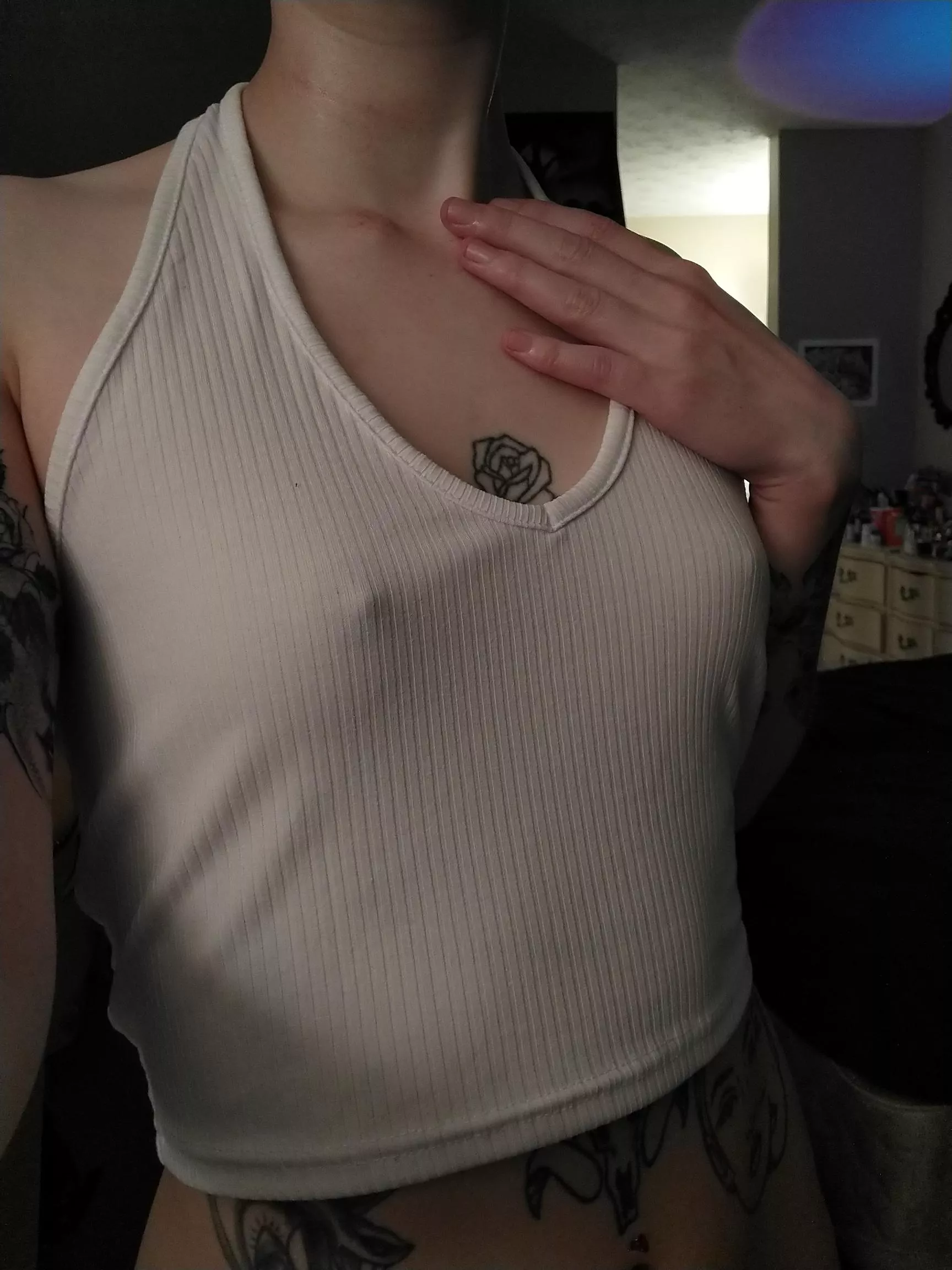 I love seeing men stare at my tits in public, it makes me so horny posted by xoxo666ilovedick