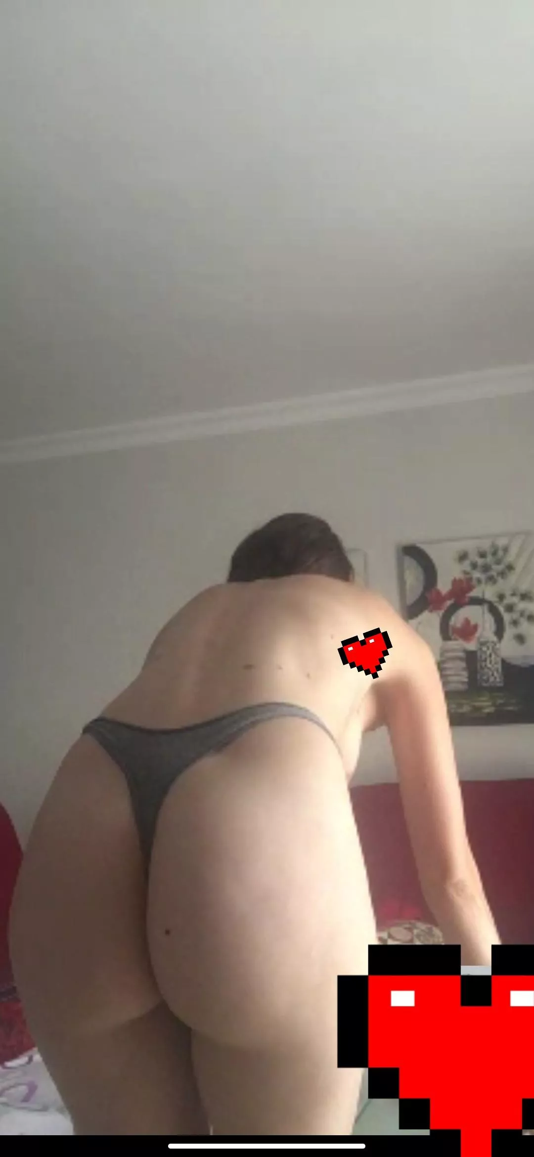 I love slapping her ass posted by lamarmota21