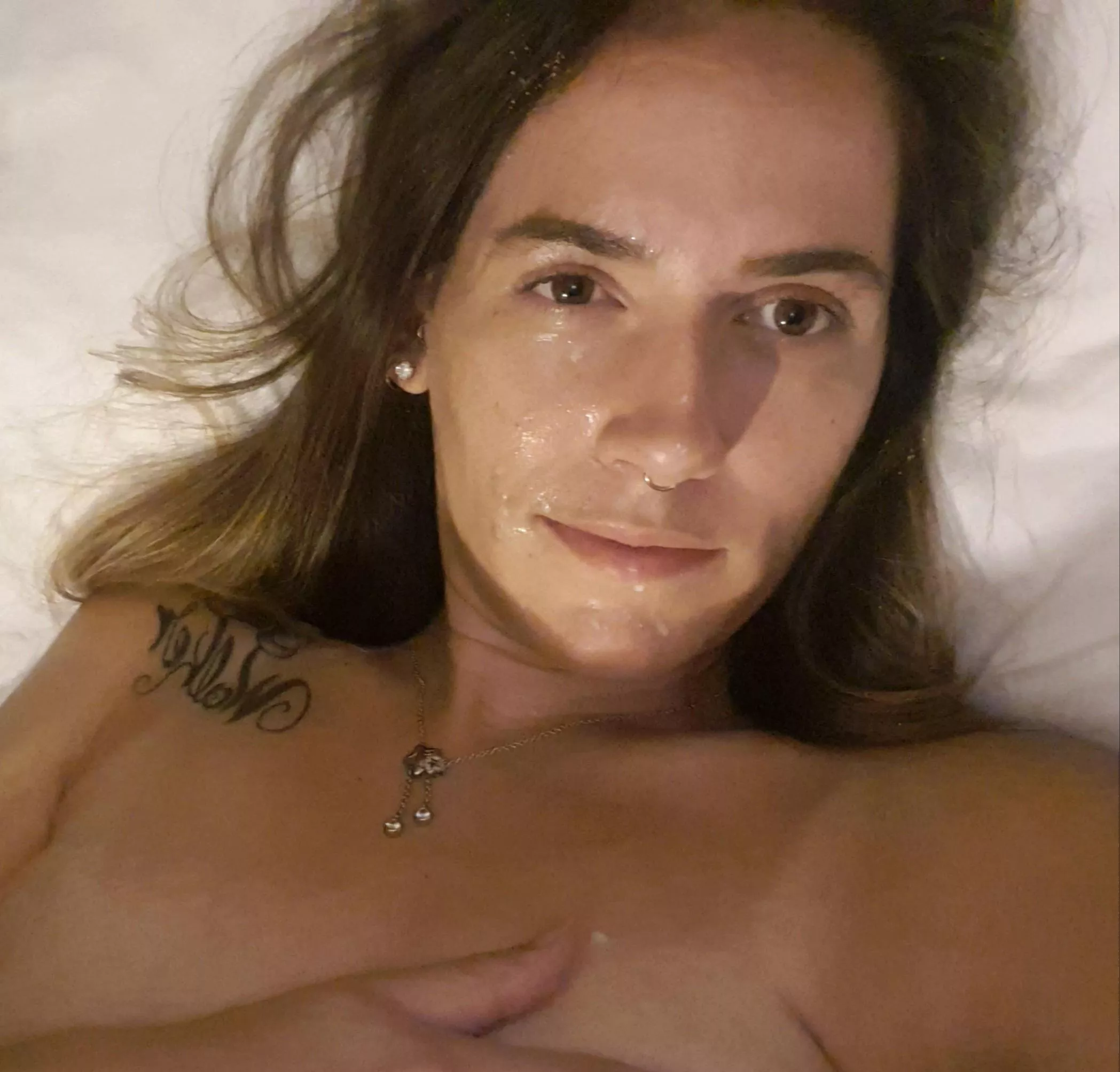 I love spraying my milk on my face 💧 posted by Nova_Knox