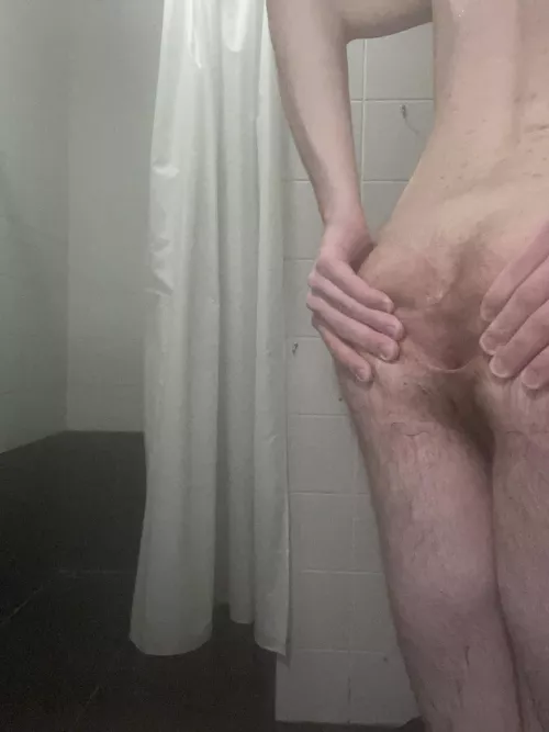 i love spreading my butt!!! :) by bisluttyanal