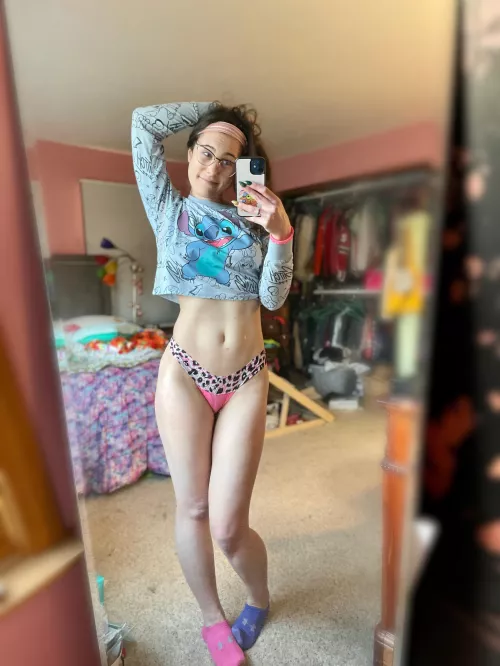 I love Stitch soooo much, so obviously I had to have this crop top by TheAveryOConnor